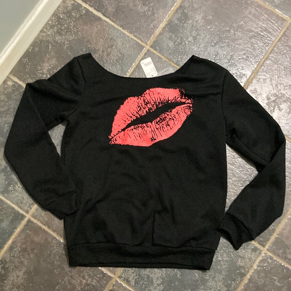 Elfin Off the Shoulder Fleece Sweatshirt. Size L NWT